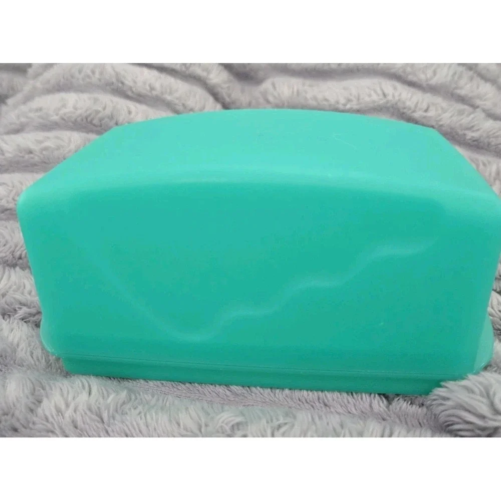 Tupperware Teal Plastic Rectangle Covered Butter Dish with Lid Included